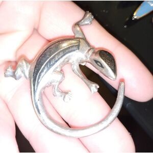 Vintage Sterling silver lizard brooch